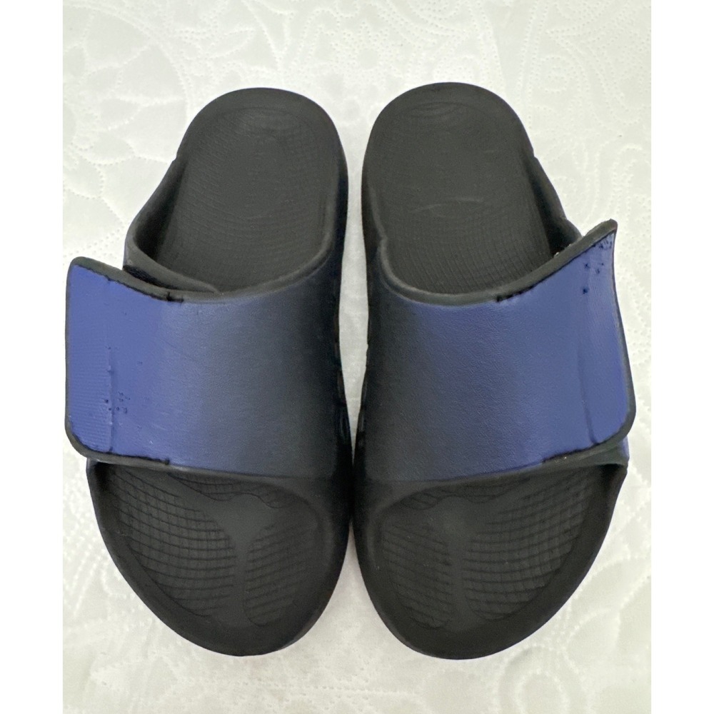Oofos Slide Sandals Black Blue Adjustable Strap Women's Size 7 - Picture 2 of 13